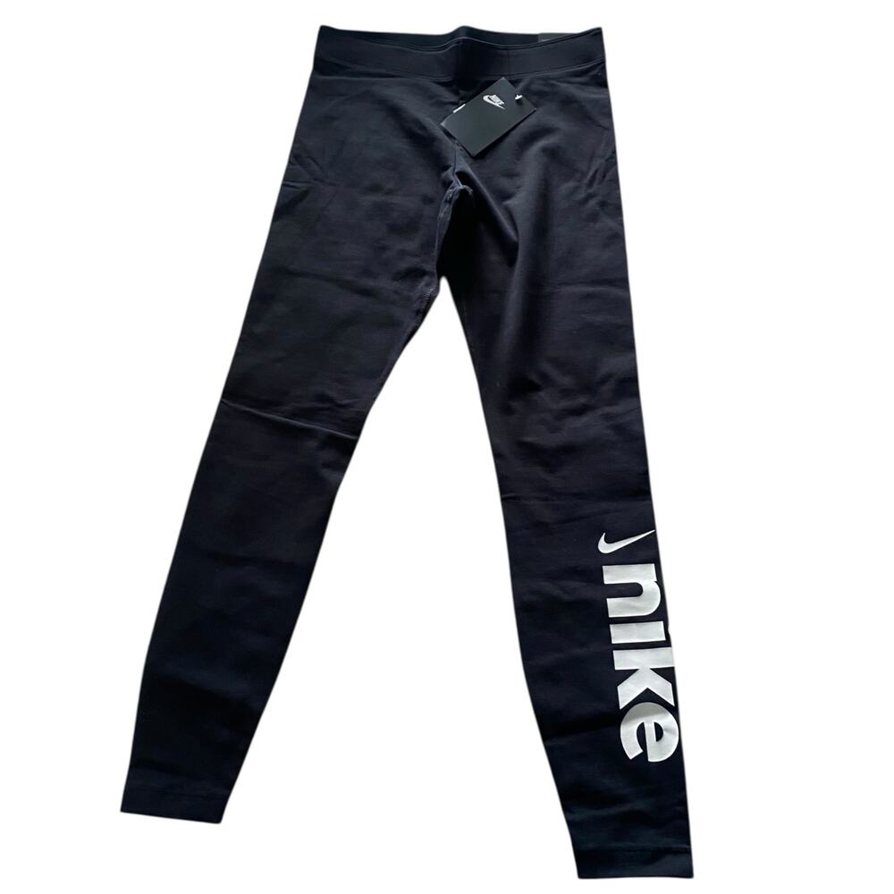 NWT Women's Nike Varsity Swoosh Leggings Size S Tight Fit Black CU5074-010